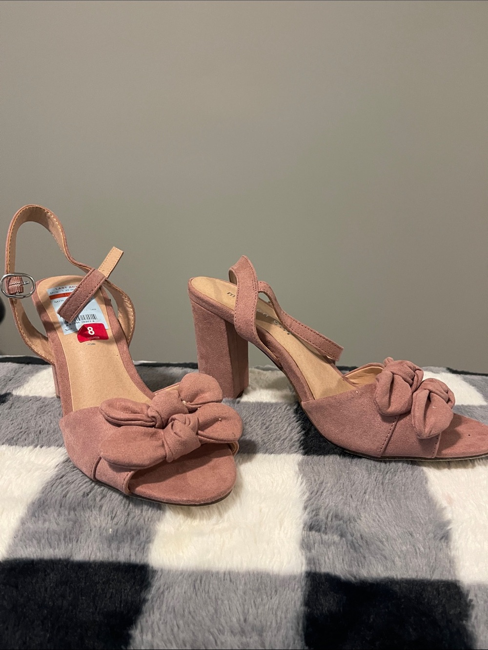 Madden Girl Dusty Rose Suede Knot Block Heel Sandals - Picture 2 of 5